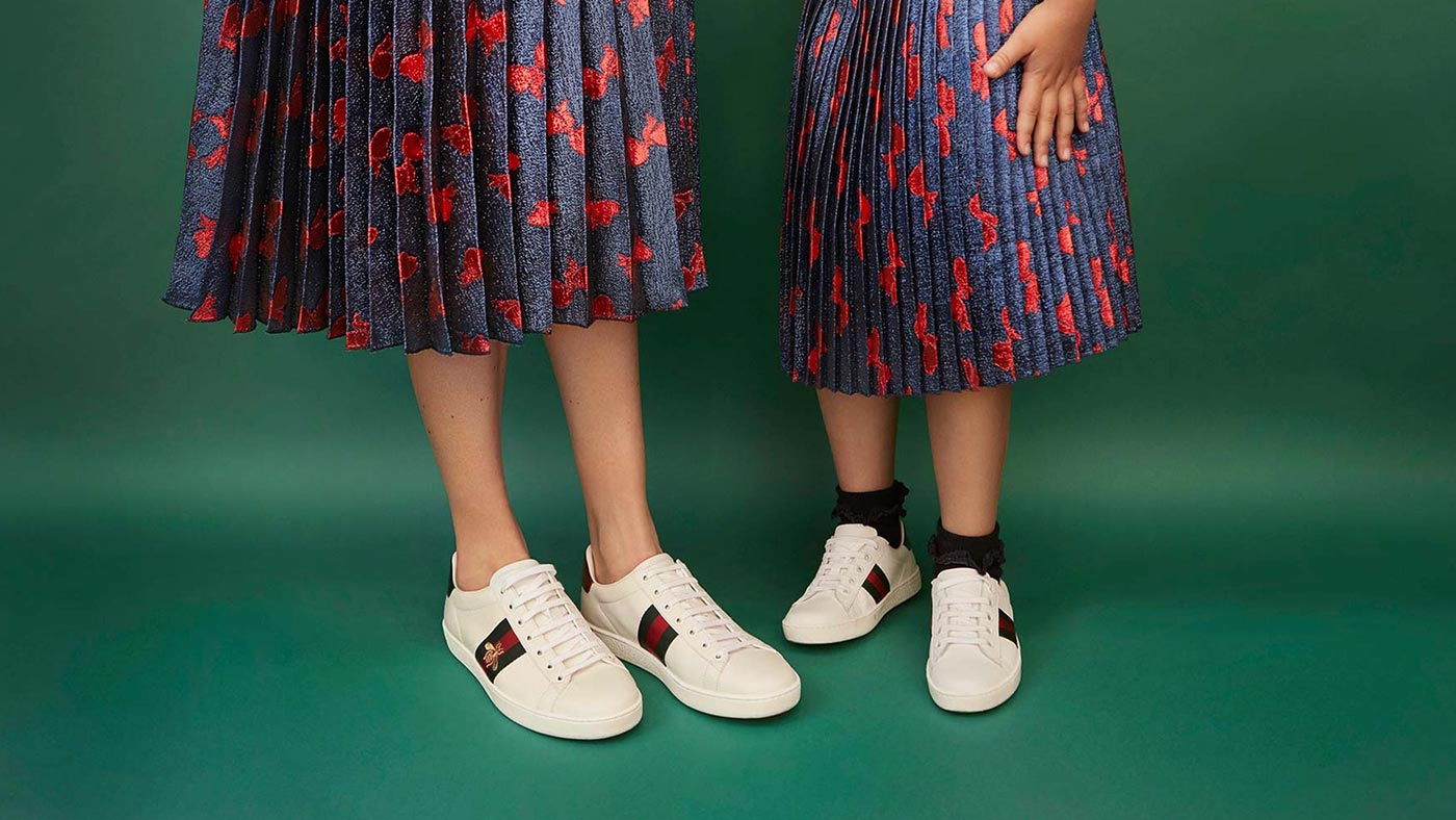 Go Behind the Scenes at London Fashion  Week Spring
