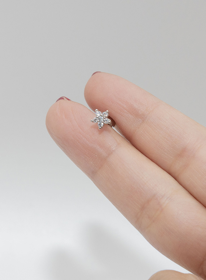 Piercing flor silver petit / Acero Inoxidable